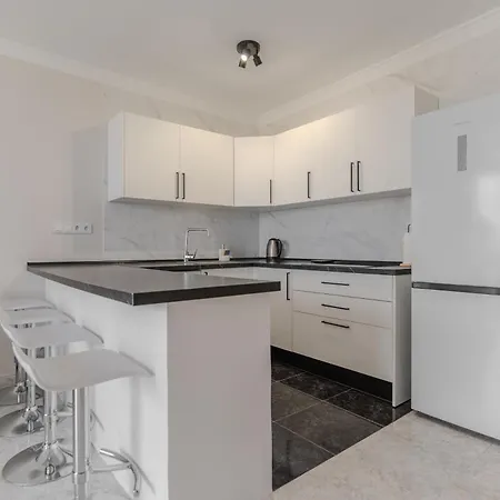 Kaora Ocean View * 아데제