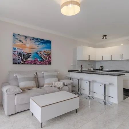 아파트 Kaora Ocean View *