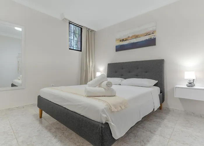 Kaora Ocean View Апартаменты *